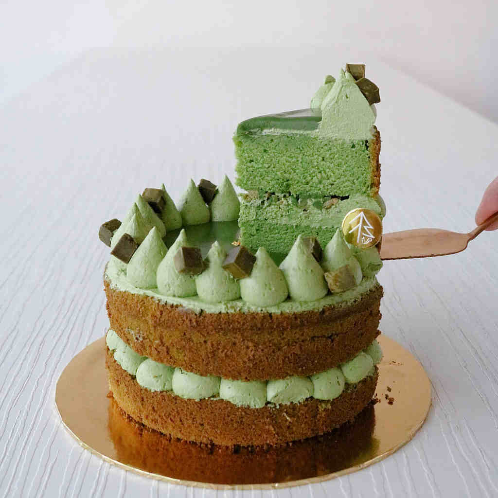 Heavenly Matcha Cake - 6 Inch