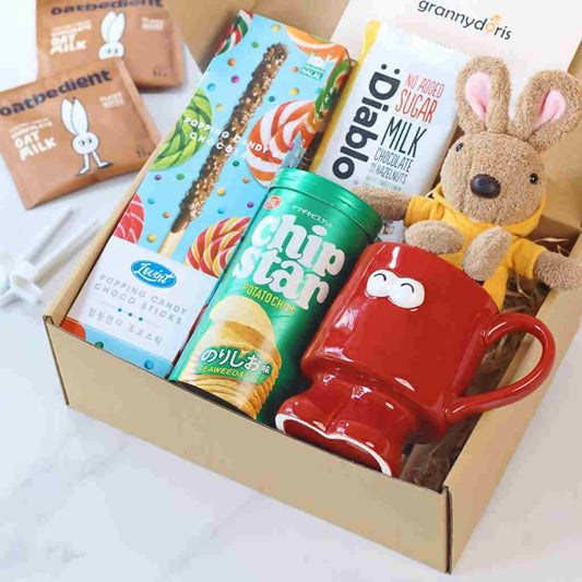 Nosh & Glee - Snack Gift Box