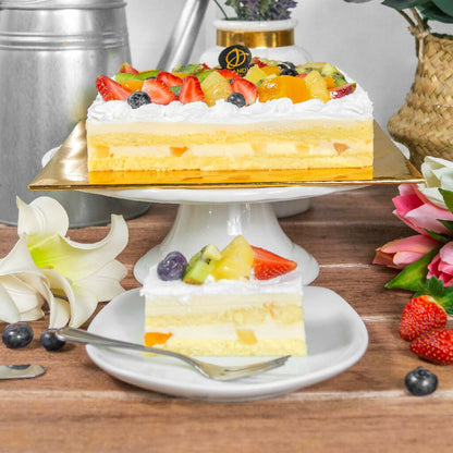 Fruit Chantilly Cake