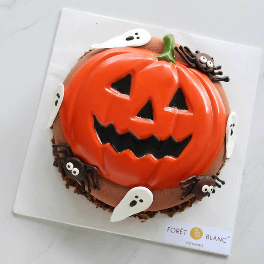 Jack O Lantern Brown Butter Mousse Cake