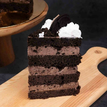 Oreo Chocolate Vegan Naked Cake