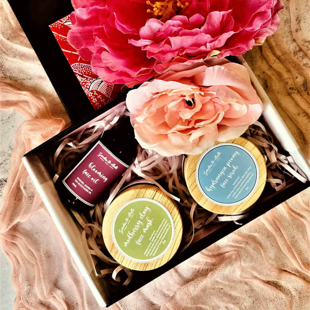 Women’s Glow Gift Set