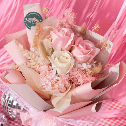 Lalisa Bouquet (Preserved Flower)