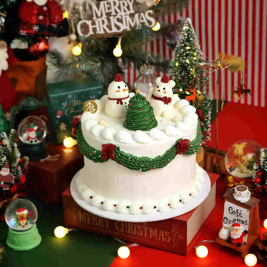 Snowy Christmas Cake