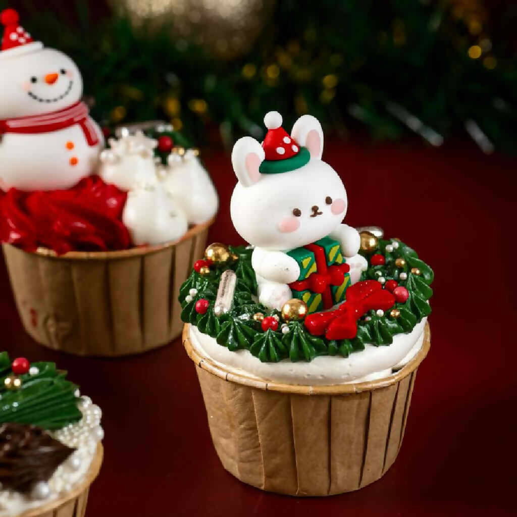 Xmas Surprise Cupcakes (6 pcs)