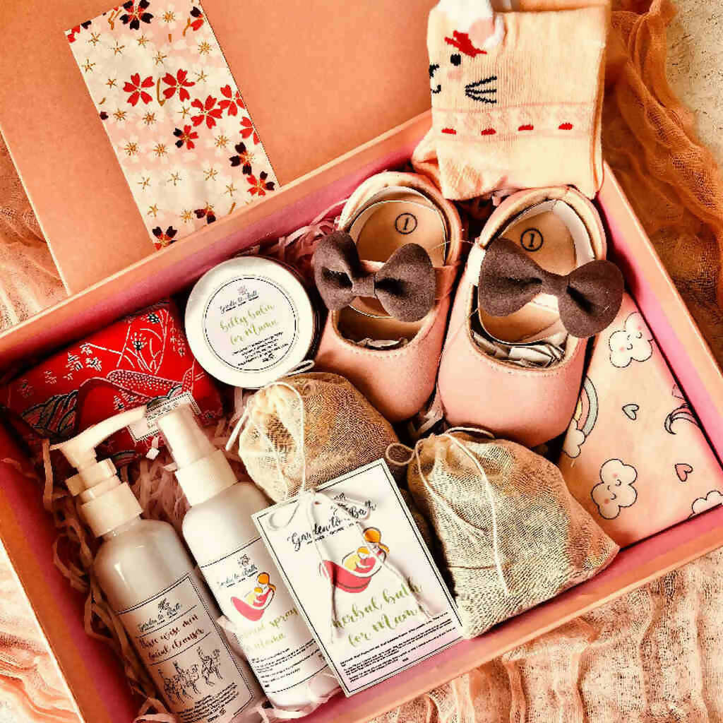 Joy Gift Set for Baby Girl, Mommy & Daddy